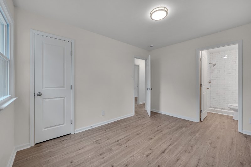 1911 Capps St - Photo 3 of 7