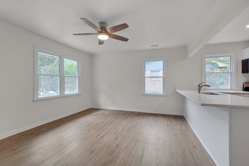1911 Capps St - Photo 6 of 7