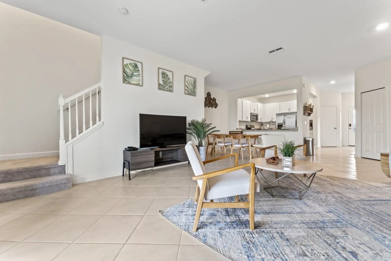 15263 Sunny Day Dr - Photo 2 of 18