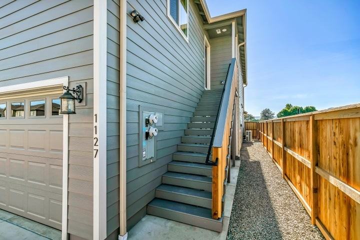 1127 Annalise St - Photo 7 of 12