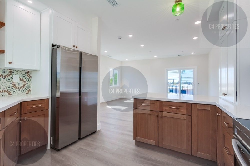 315 Lado De Loma Dr #5 - Photo 6 of 17