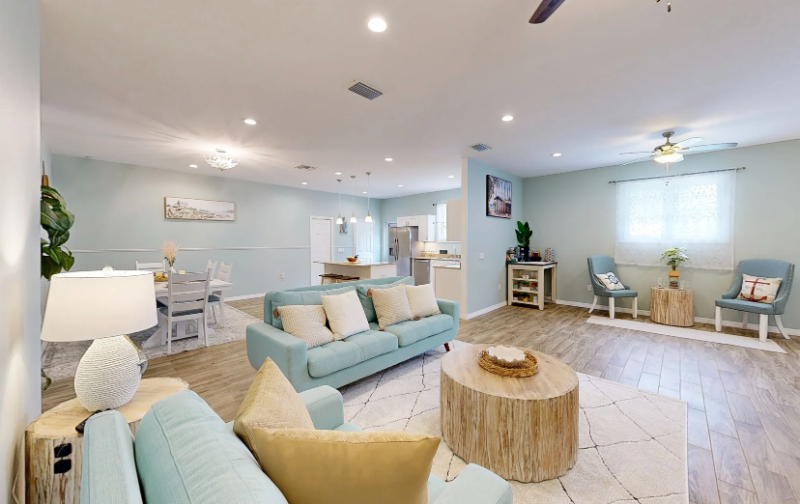 8995 82nd Ave - Photo 3 of 20