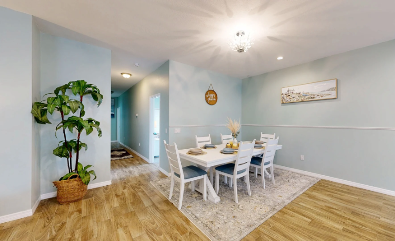 8995 82nd Ave - Photo 7 of 20