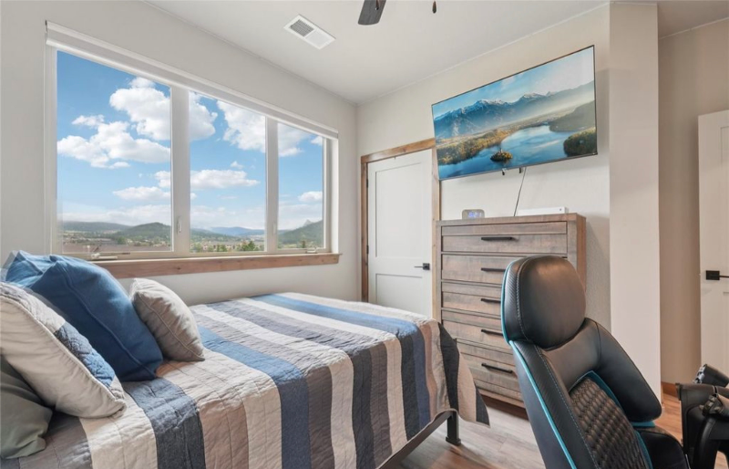 1700 Wildfire Rd #301 - Photo 6 of 20