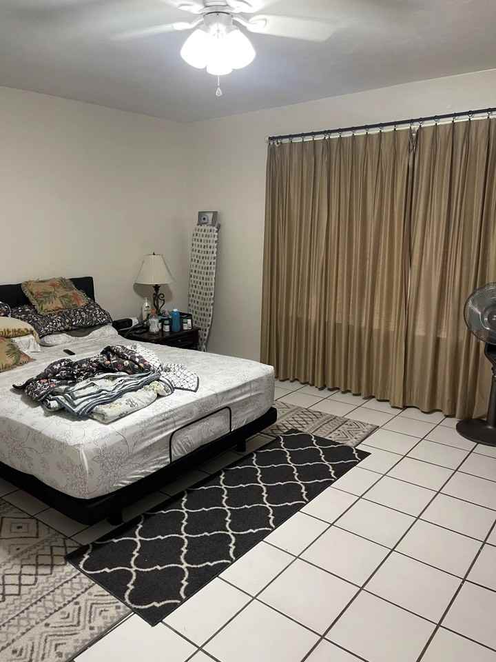 2210 Amelia Cir - Photo 2 of 7