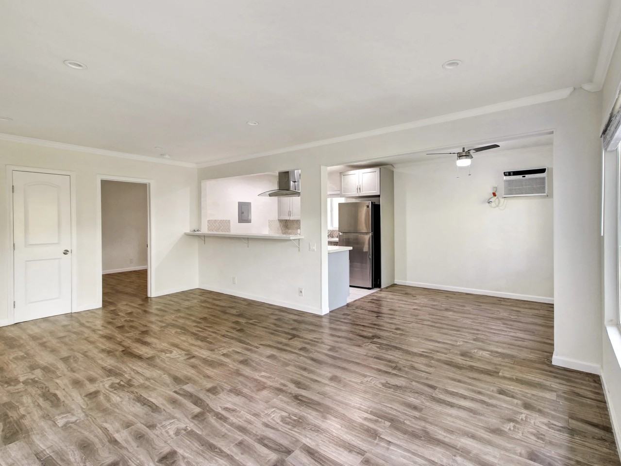 1040 N Sierra Bonita Ave #1 - Photo 7 of 40