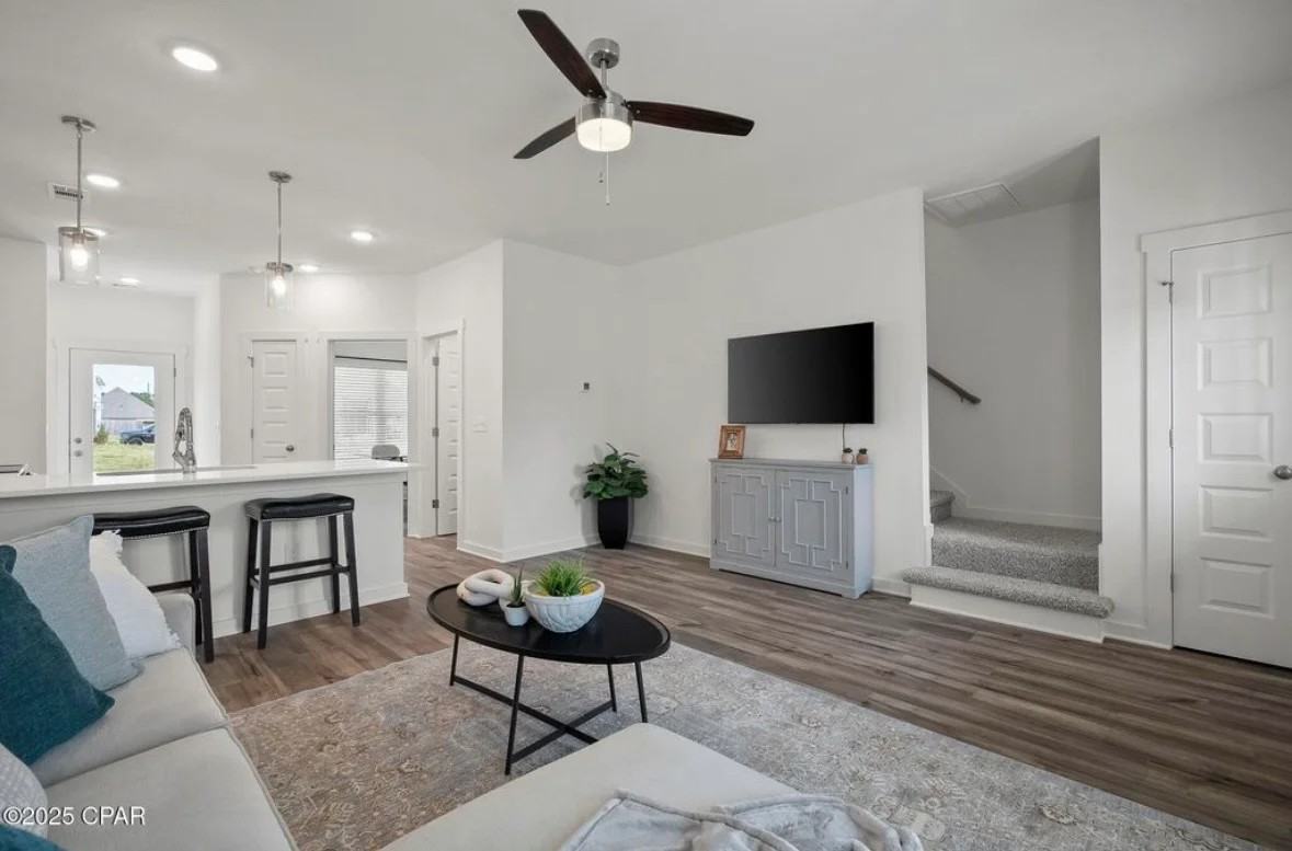 5870 Tyndall Pl - Photo 3 of 16