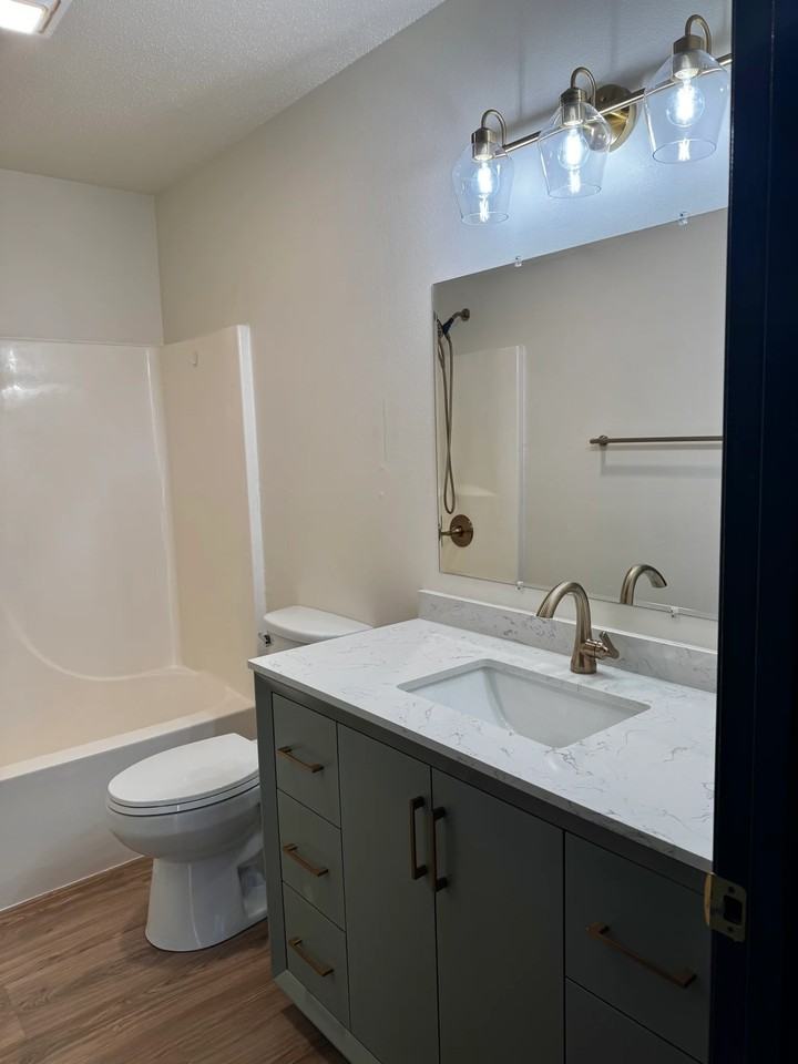 5264 Basswood St - Photo 7 of 20