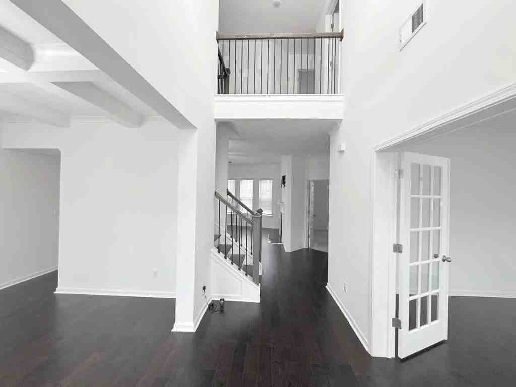 1307 Trident Maple Chase - Photo 2 of 20