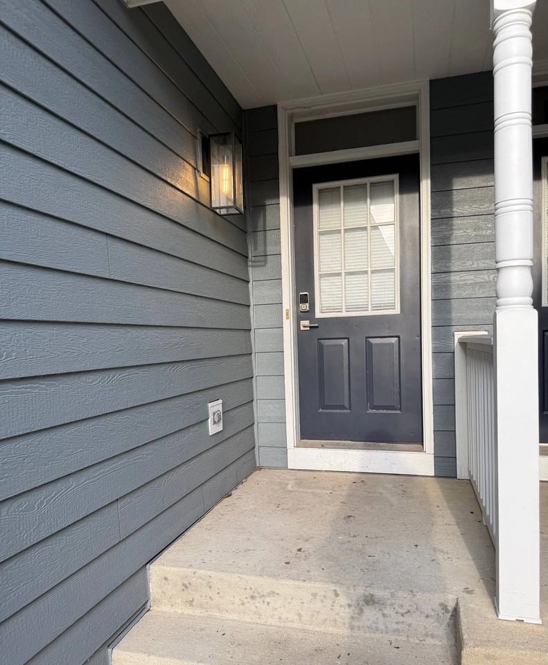 53 Woodview Dr - Photo 2 of 19