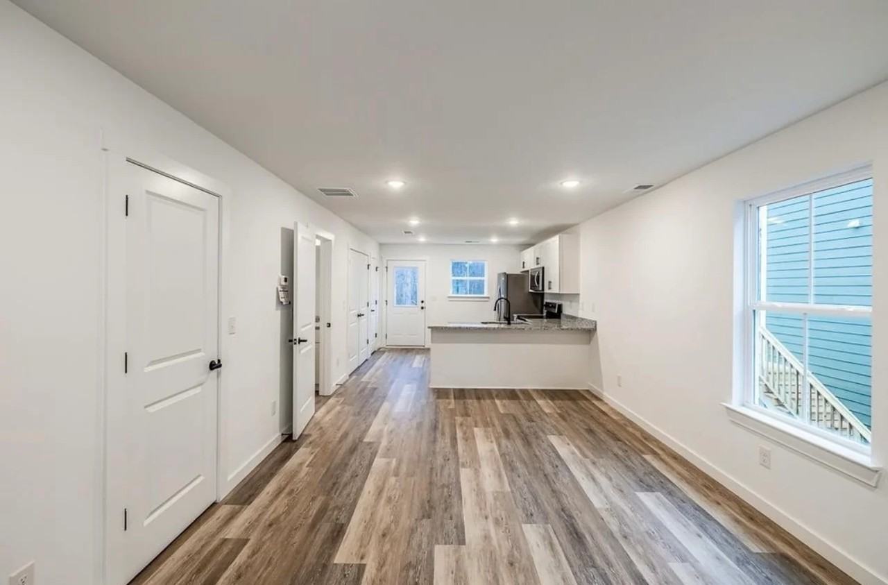 267 Vanderbilt Rd - Photo 4 of 16