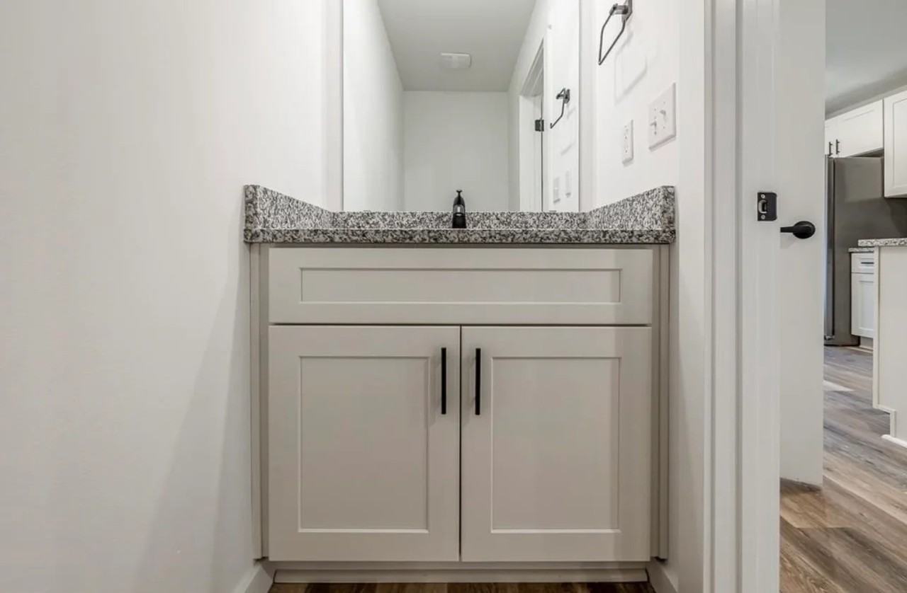 267 Vanderbilt Rd - Photo 6 of 16