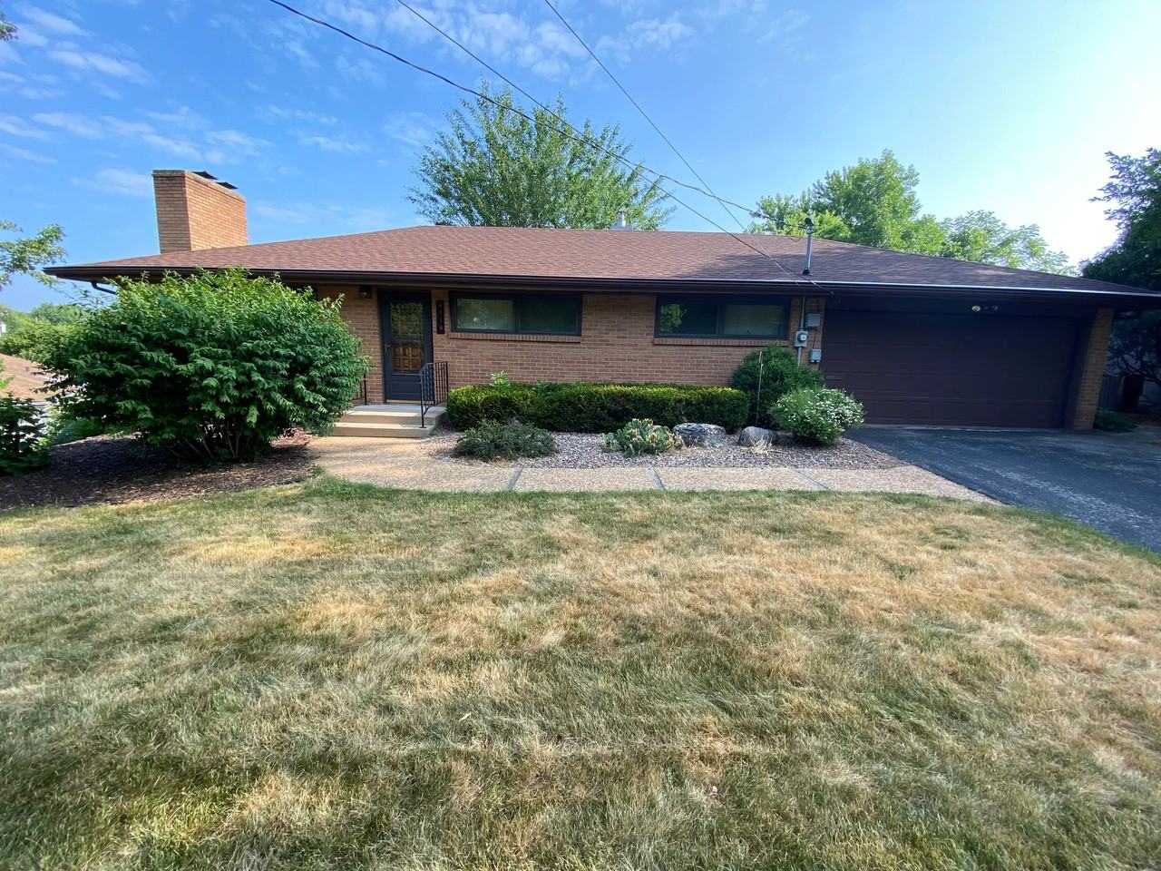 4816 Hillview Ter - Photo 2 of 25