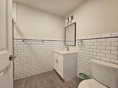 145 Main St #302 - Photo 5 of 10