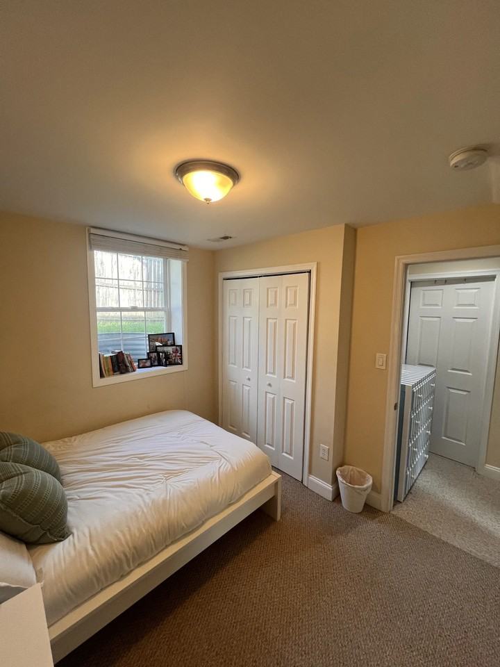 9210 Rhode Island Ave - Photo 2 of 18