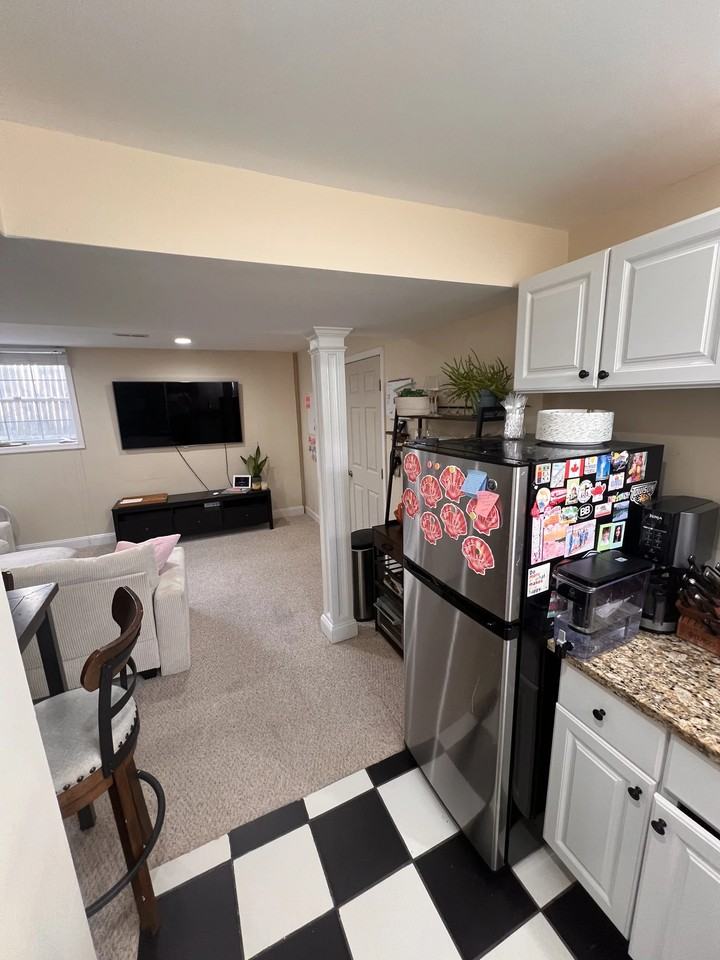 9210 Rhode Island Ave - Photo 5 of 18