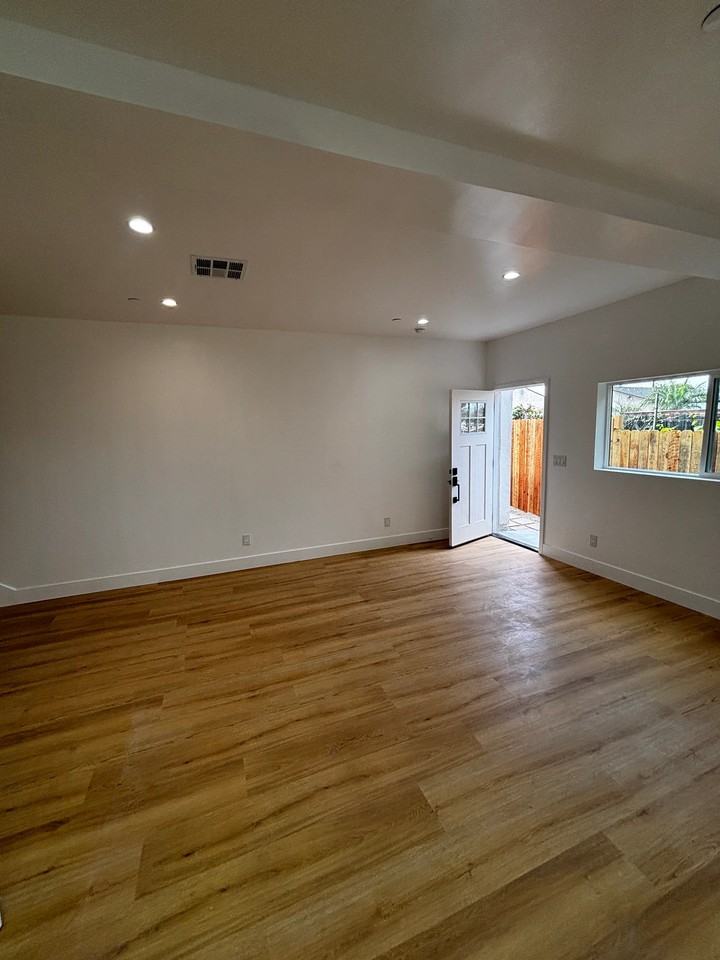 1541 1/2 W 213th St #1-2 - Photo 4 of 13