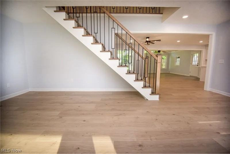 263 Cardinal Dr - Photo 7 of 47