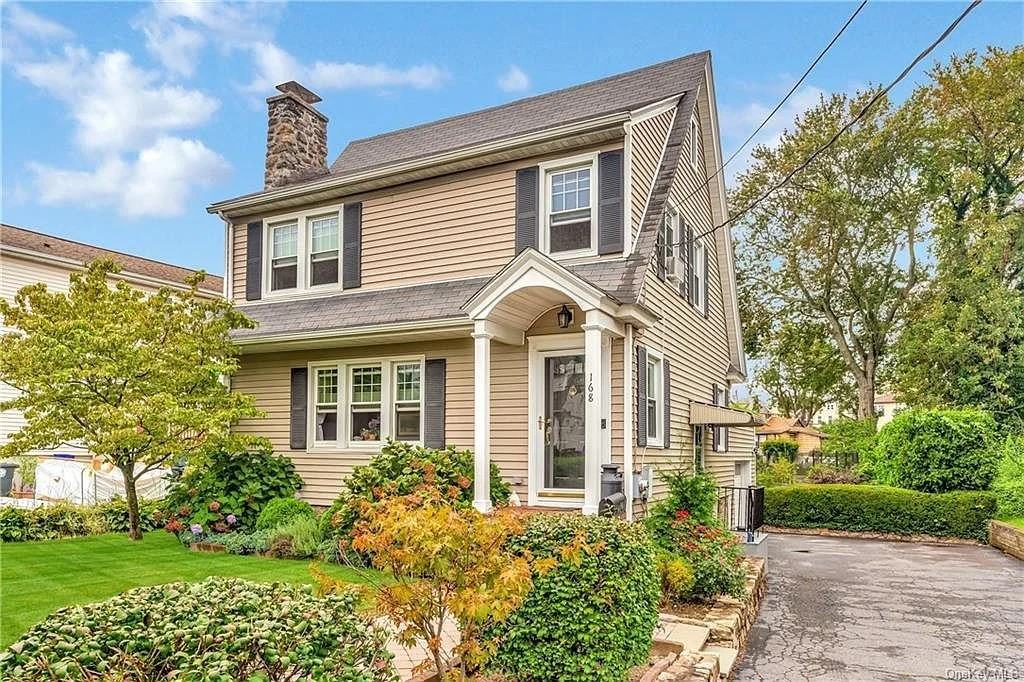 168 Harrison Ave - Photo 2 of 14