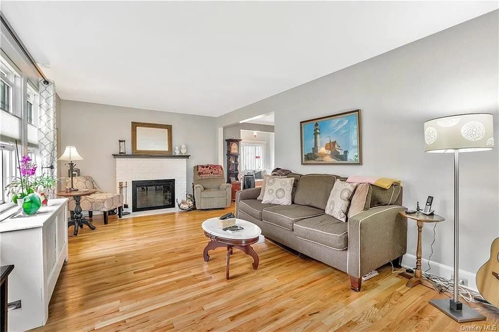 168 Harrison Ave - Photo 3 of 14