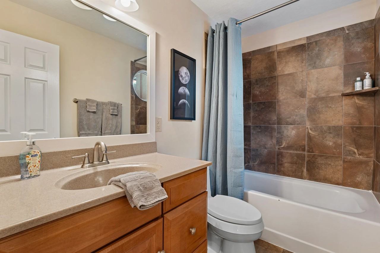 3581 E Lost Spring Ln - Photo 4 of 20