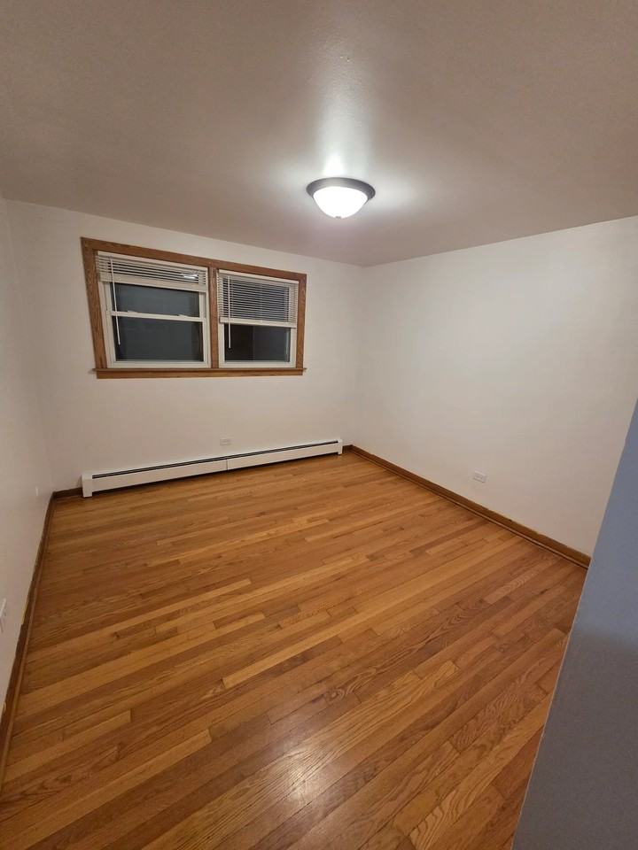 4547 W 55th St #NA - Photo 5 of 6