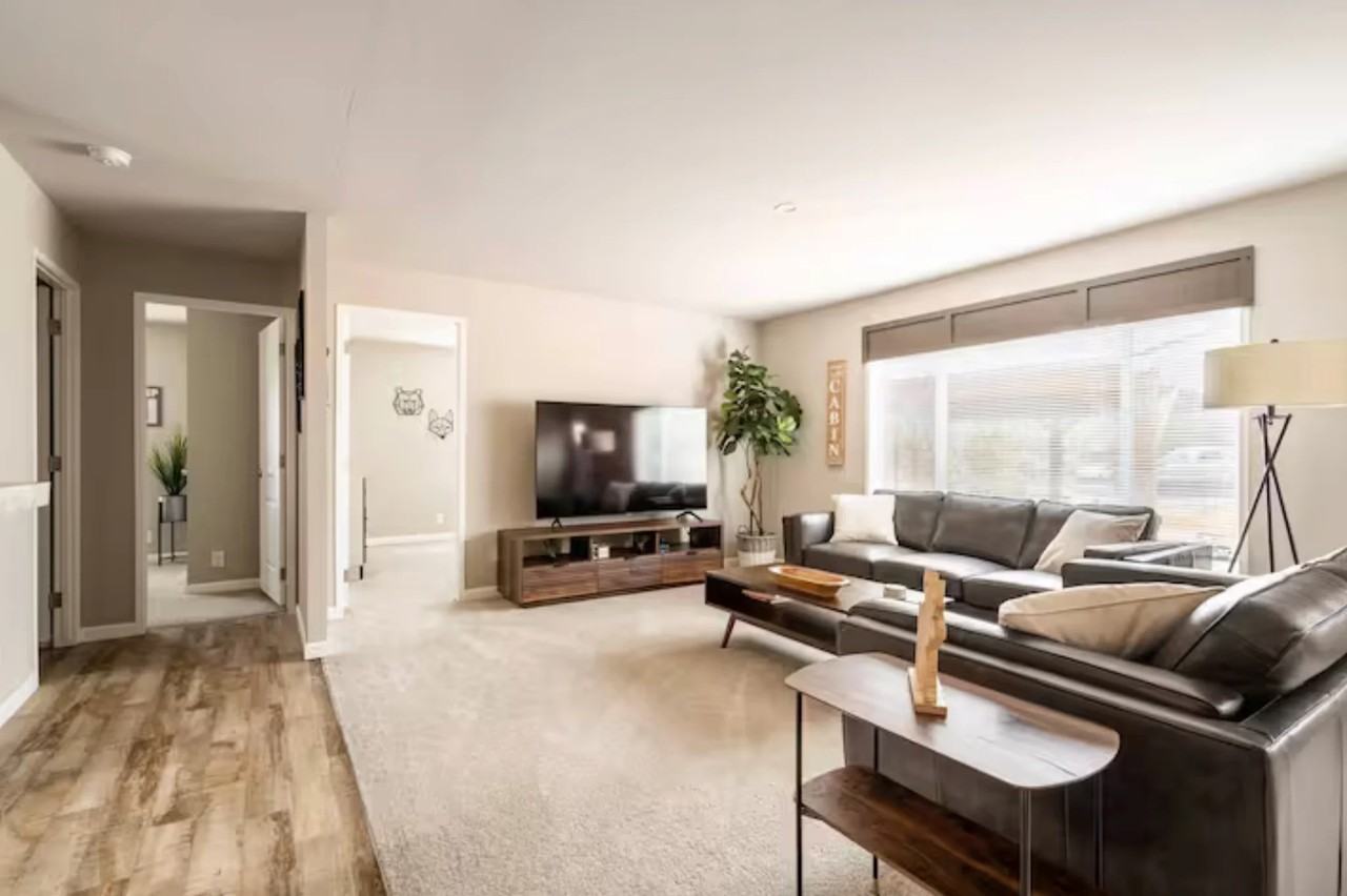 65515 E Timberline Dr E - Photo 3 of 20