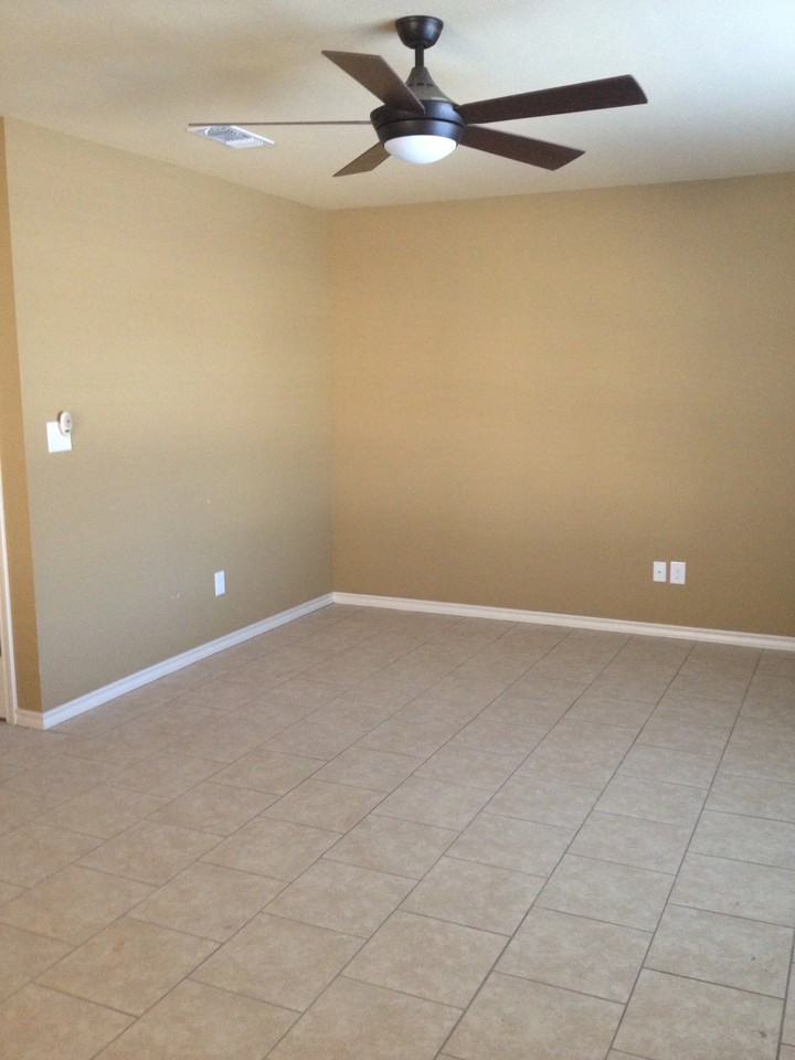 1812 Laurel St #1812 - Photo 4 of 6