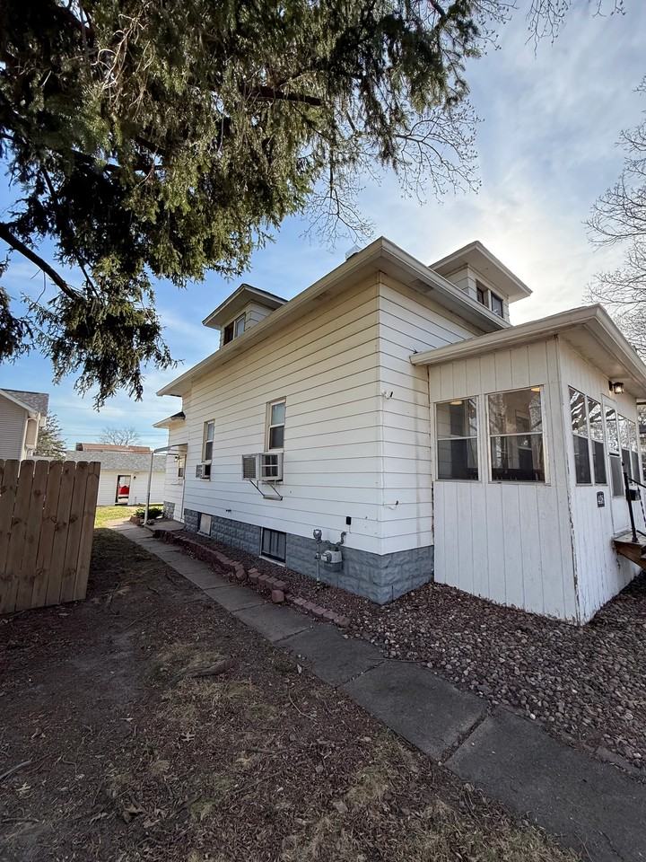 438 21st Ave - Photo 2 of 12