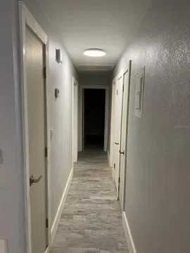 409 S Lakeland Ave - Photo 3 of 13