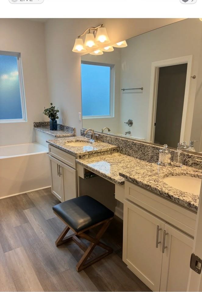 2209 Sanibel Ln - Photo 2 of 10