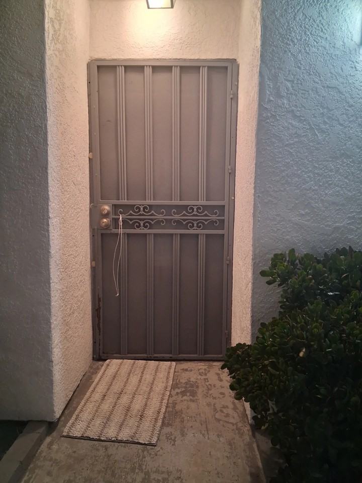 1624 E 87th St #BACK - Photo 3 of 16