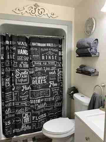 10565 Tomkinson Dr - Photo 2 of 10