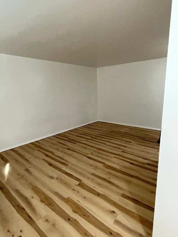 420 New York Ave #G3 - Photo 5 of 12