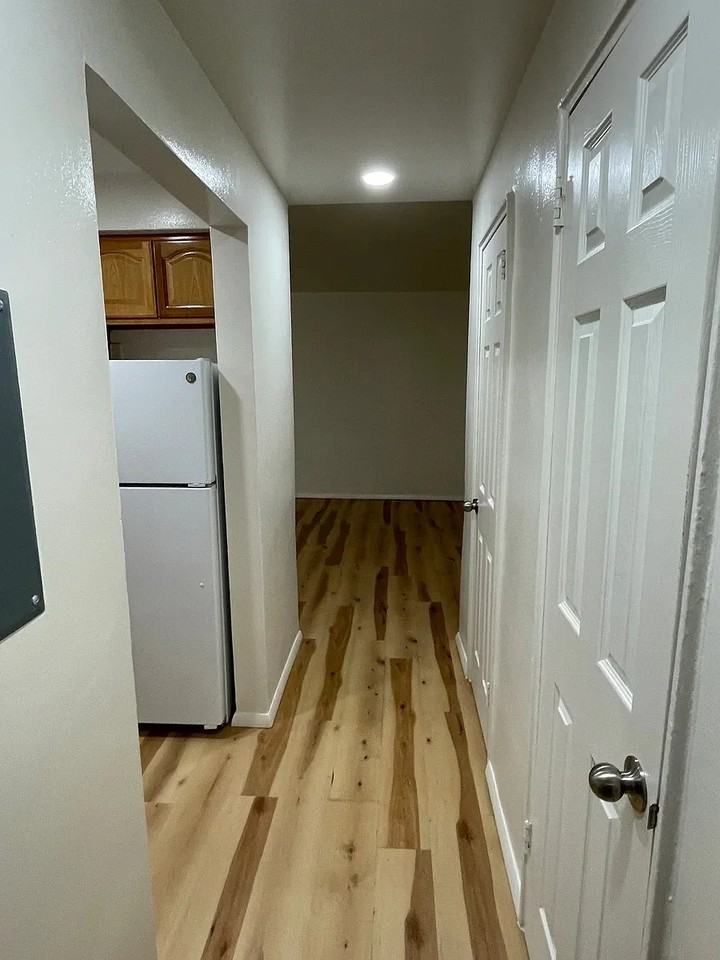 420 New York Ave #G3 - Photo 7 of 12