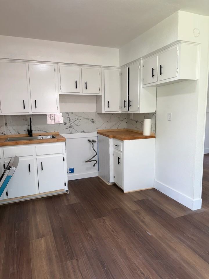 1114 Blackburn St - Photo 6 of 21