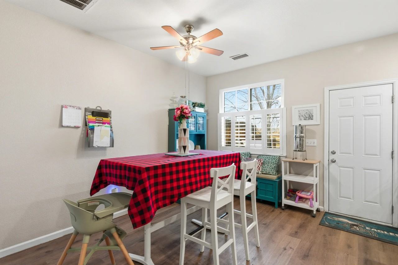 12774 Jasmine Ct - Photo 7 of 15