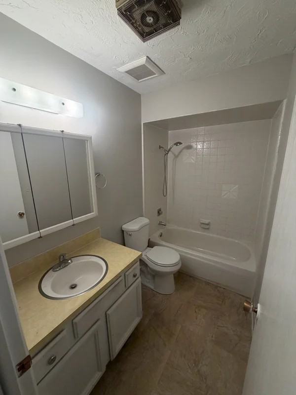 740 Garfield St #1 - Photo 6 of 19