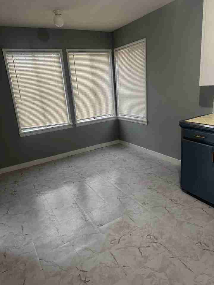 3825 Woolwine Dr - Photo 4 of 7