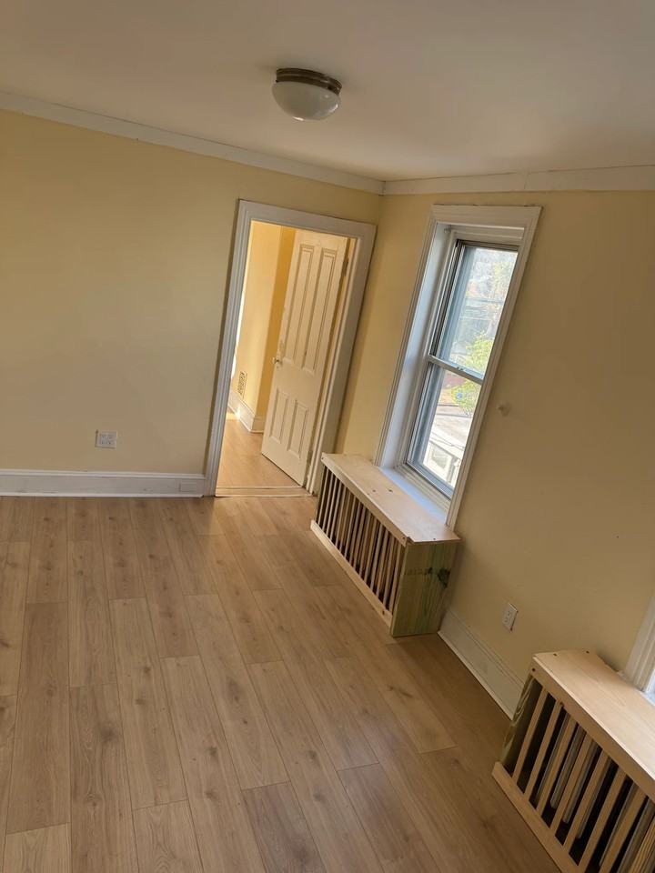 4819 Penn St #2 - Photo 3 of 9