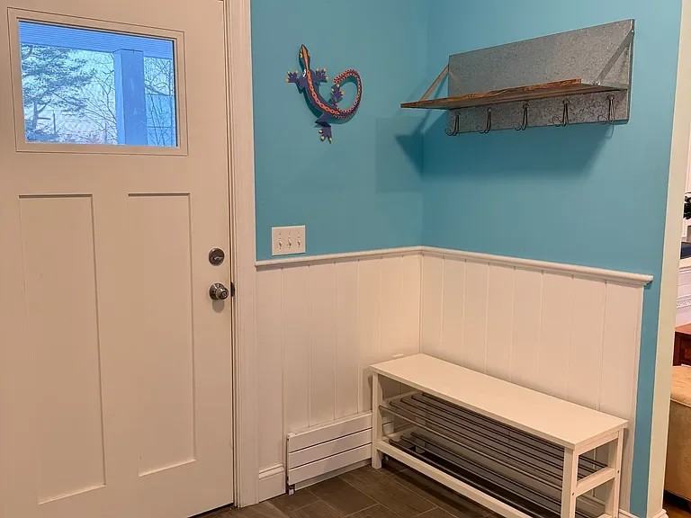 83 Wellwood Rd - Photo 3 of 16