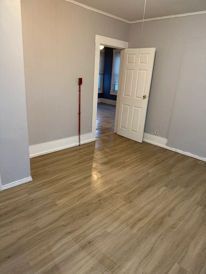 59 Tyler St #1 - Photo 3 of 14