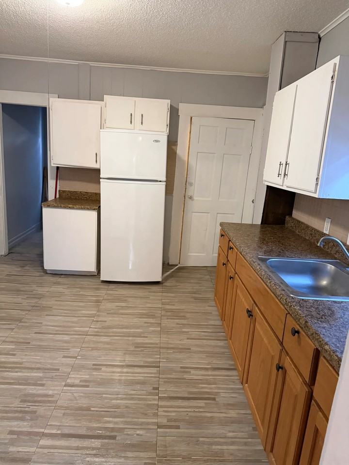 59 Tyler St #1 - Photo 4 of 14