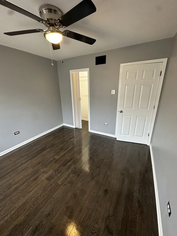 10450 S Maryland Ave #2ndFL - Photo 5 of 11