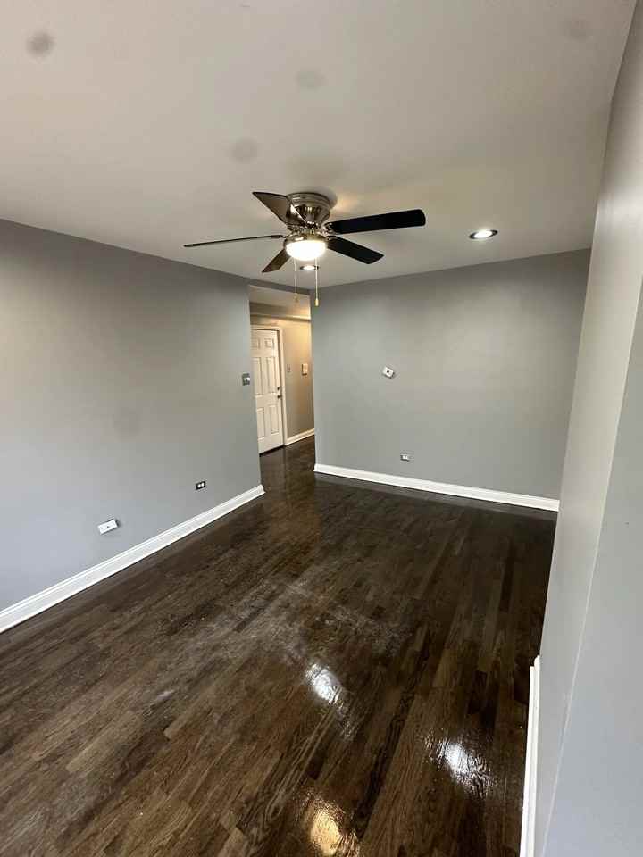 10450 S Maryland Ave #2ndFL - Photo 7 of 11