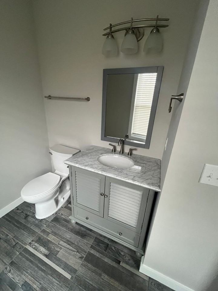 501 W 16th St - Photo 6 of 28