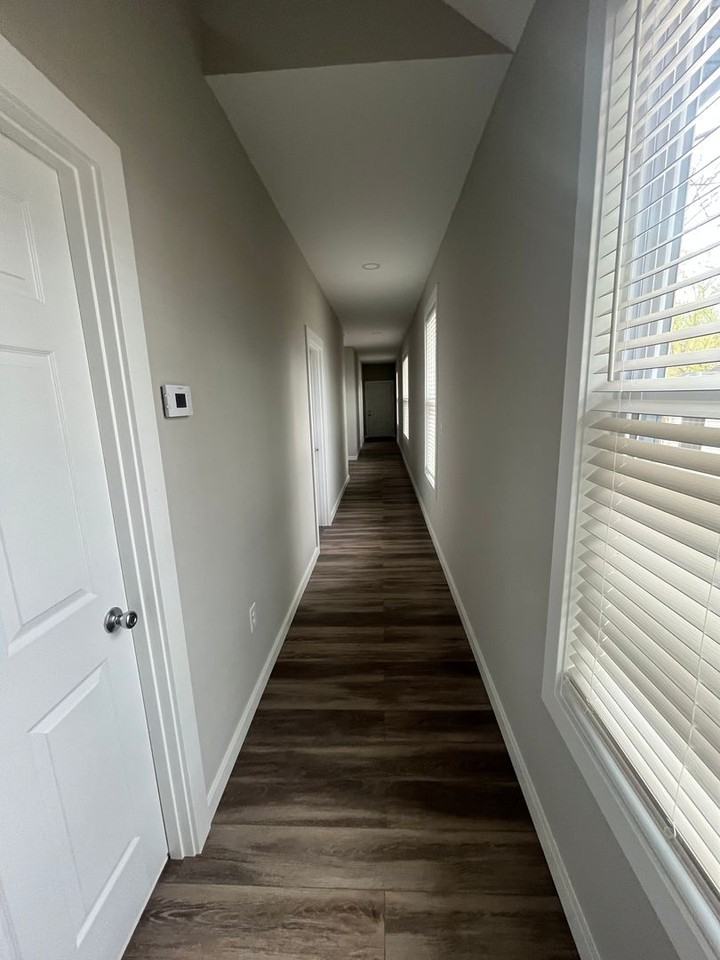 501 W 16th St - Photo 7 of 28