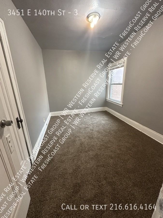 3451 E 140th St #3 - Photo 6 of 7