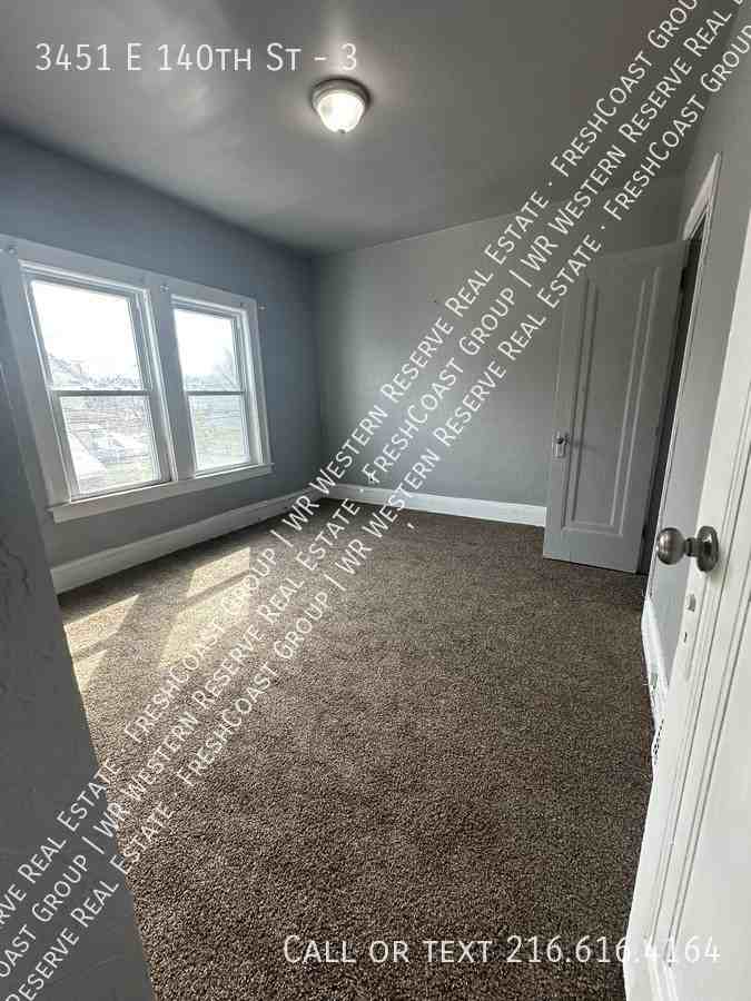 3451 E 140th St #3 - Photo 7 of 7