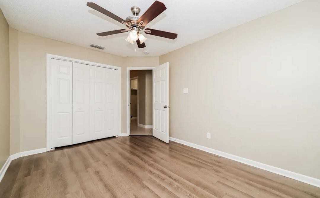 513 Lyttleton Dr #NA - Photo 3 of 4